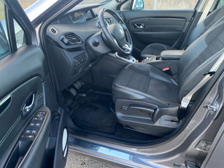 Renault Grand Scenic foto 9