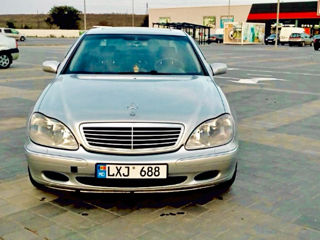 Mercedes S-Class foto 2