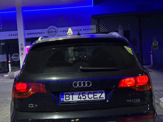 Audi Q7 foto 3