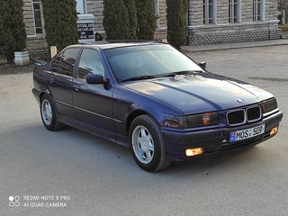 BMW 3 Series foto 3