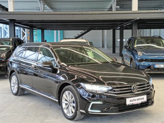 Volkswagen Passat foto 4