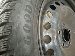 215 55 R16 Goodyear+5X108 Ford