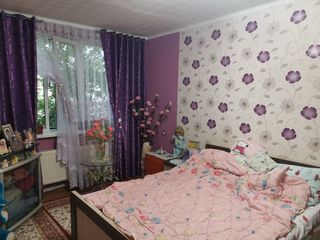 Apartament cu 3 camere! Reparație! 83 m2! str. Moldova! 39 500 Euro! foto 1