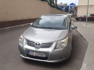 Toyota Avensis foto 1