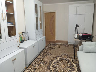 Apartament cu 3 camere, 71 m², Botanica, Chișinău foto 7