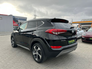 Hyundai Tucson foto 2