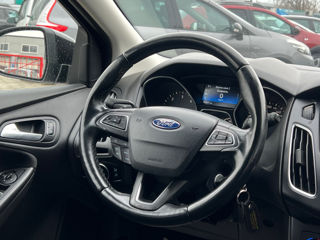 Ford Focus foto 10