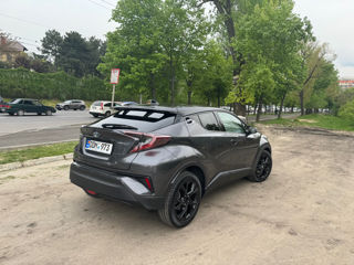 Toyota C-HR foto 7