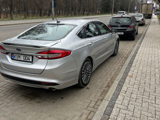 Ford Fusion foto 3