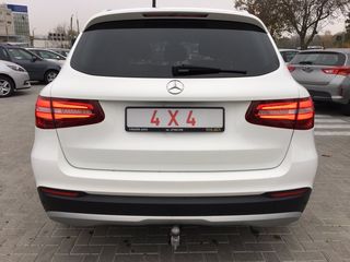 Mercedes GLC foto 5