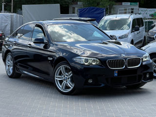 BMW 5 Series foto 4