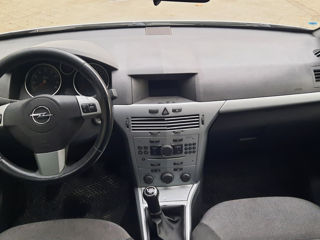 Opel Astra foto 9