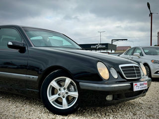 Mercedes E-Class foto 5