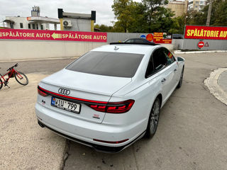 Audi A8 foto 5