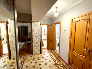 Apartament cu 2 camere, 53 m², Telecentru, Chișinău foto 2