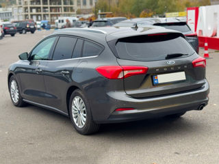 Ford Focus foto 8