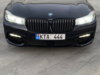 BMW 7 Series foto 6