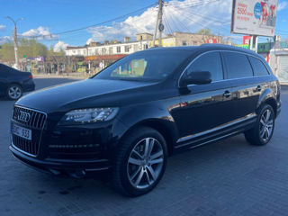 Audi Q7 foto 9