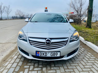 Opel Insignia foto 2