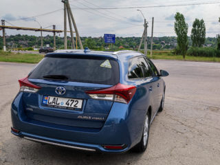 Toyota Auris foto 2