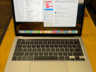 MacBook Pro 13" 2020 i7 32GB 500SDD foto 4