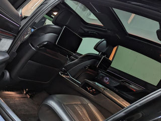 BMW 7 Series foto 7