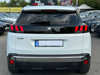 Peugeot 3008 foto 6