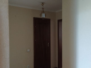 Apartament cu 3 camere, 73 m², Centru, Hîncești foto 2