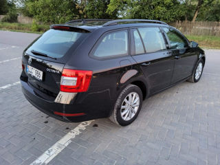 Skoda Octavia foto 3