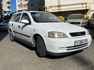 Opel Astra foto 2