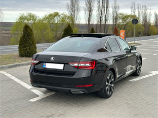 Skoda Superb foto 6