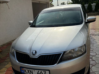 Skoda Rapid foto 1