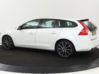 Volvo V60 foto 1