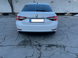 Skoda Superb foto 4