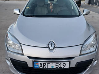 Renault Megane foto 2