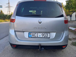 Renault Grand Scenic foto 4