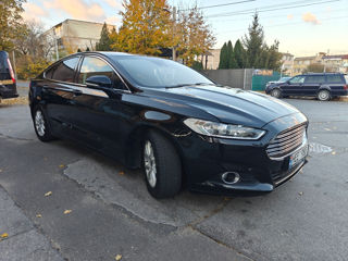 Ford Mondeo foto 2