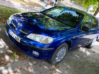 Nissan Almera foto 5