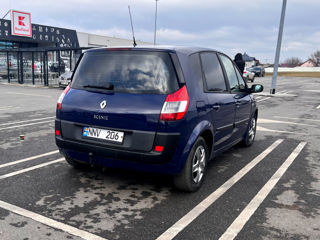 Renault Scenic foto 2