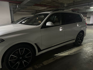 BMW X7 foto 4