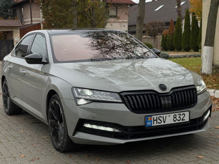 Skoda Superb foto 3