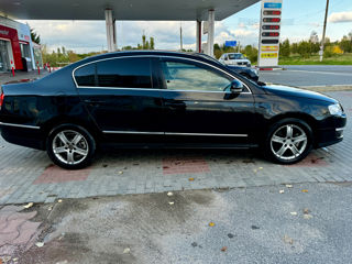 Volkswagen Passat foto 3