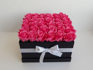 Buchete în cutii Trandafiri din spumă de săpun parfumați - Flori care nu se ofilesc foto 2