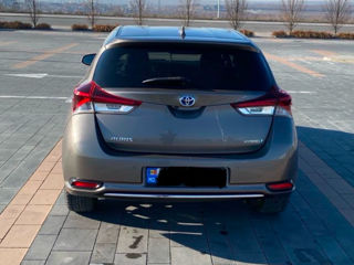 Toyota Auris foto 2