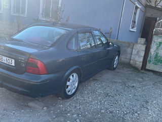 Opel Vectra foto 2