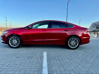 Ford Fusion foto 6