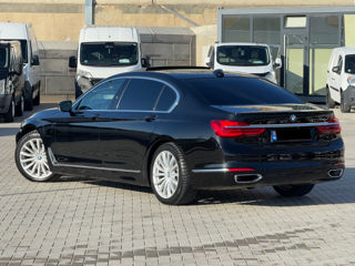 BMW 7 Series foto 5