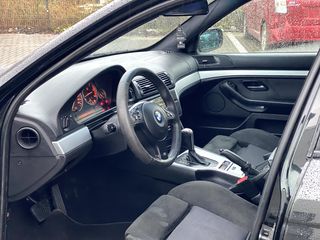 BMW 5 Series foto 6