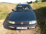 Volkswagen Passat foto 1