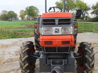 Kubota L3300 foto 7